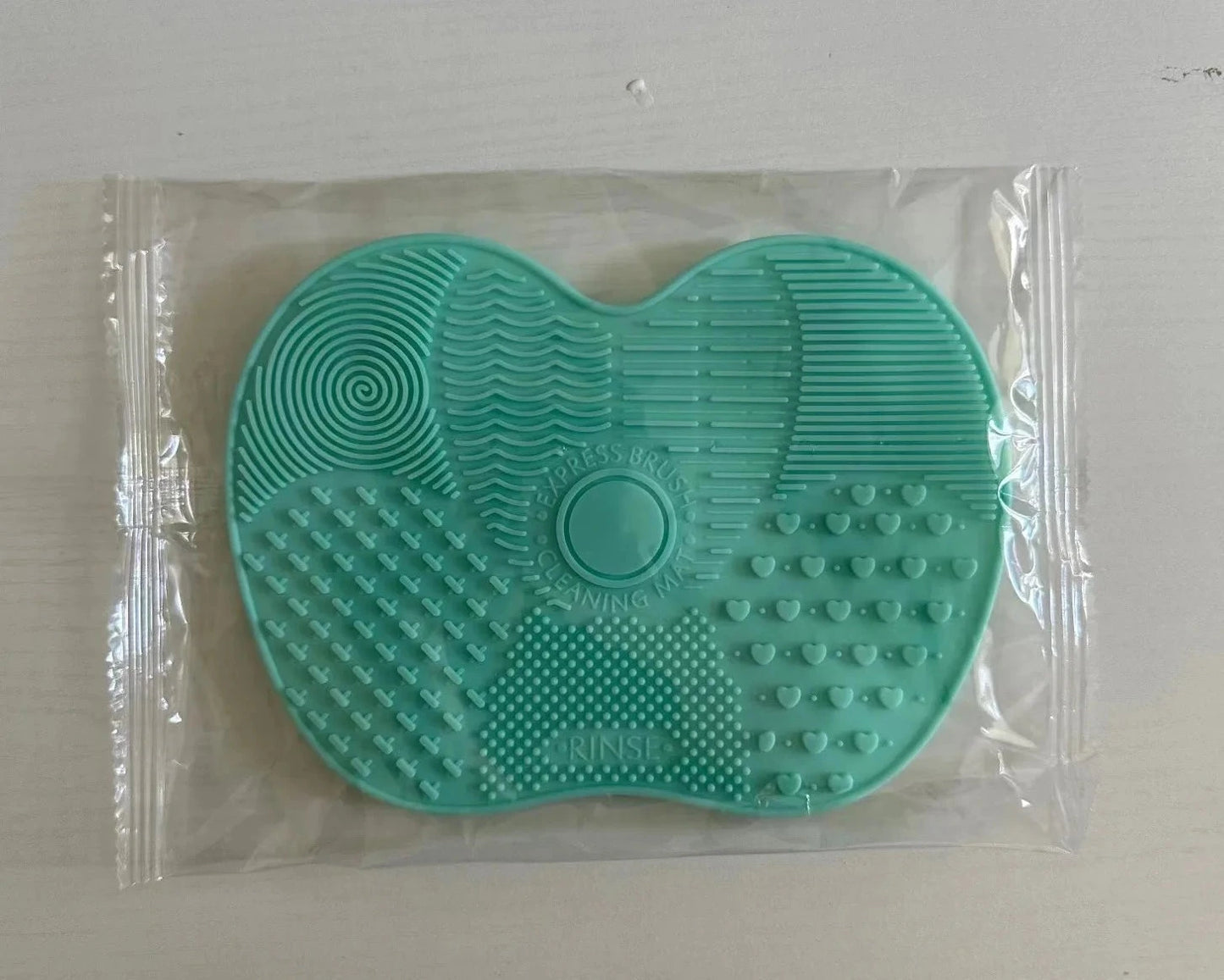 Apple Brush Cleaning Pad